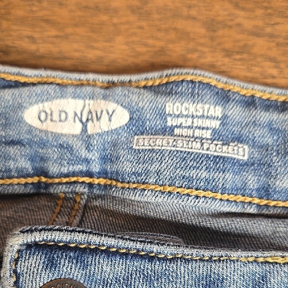 Old Navy Rockstar Super Skinny High Rise Jeans, Women's Size 18 - Picture 4 of 7